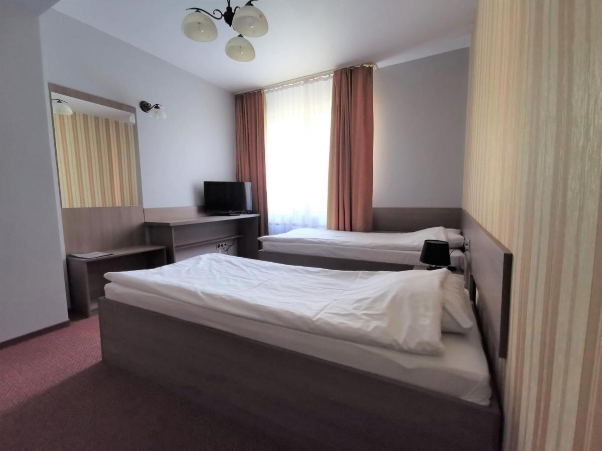 Hotel Zieliniec Poznań Eksteriør bilde
