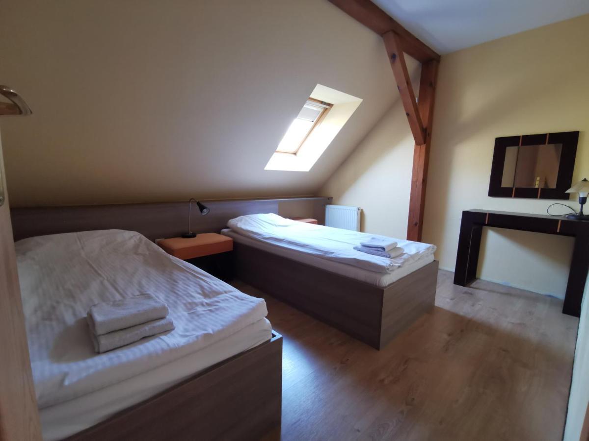 Hotel Zieliniec Poznań Eksteriør bilde