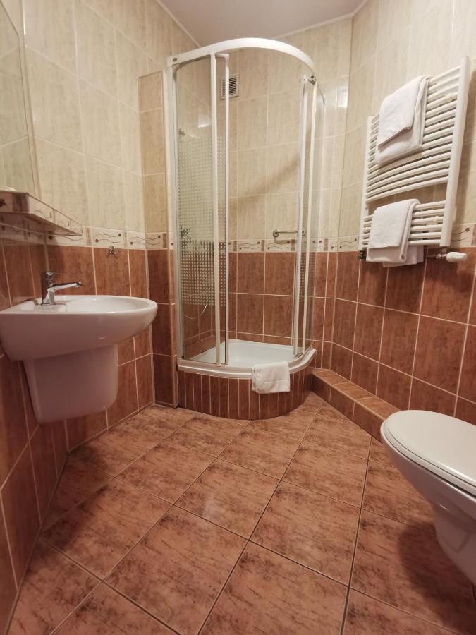 Hotel Zieliniec Poznań Eksteriør bilde